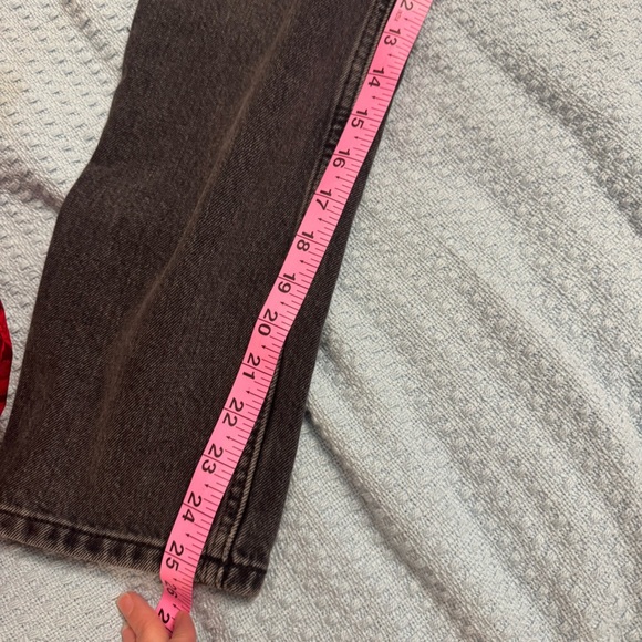 Everlane The Curvy 90’s Cheeky Straight Leg Jeans in Faded Black - Size 27 Crop - Picture 5 of 11